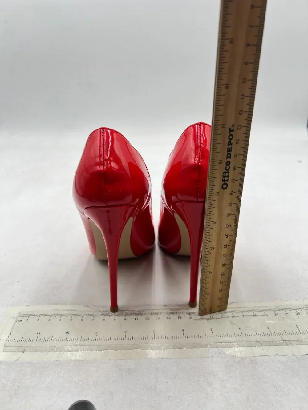FSJ red pointed
